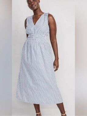 Old Navy Women’s Striped Blue and White Striped Tie-Shoulder Maxi Dress